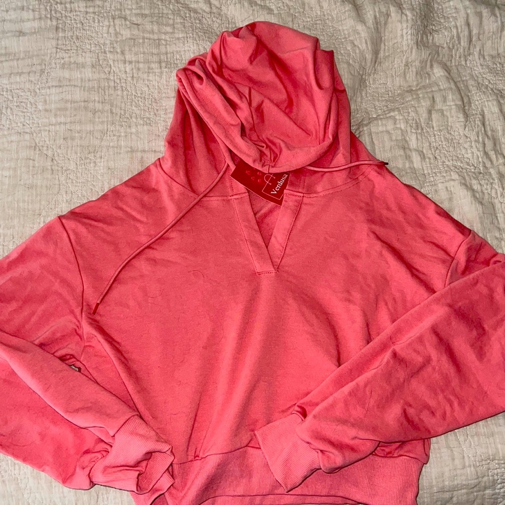 pink cropped hoodie small
